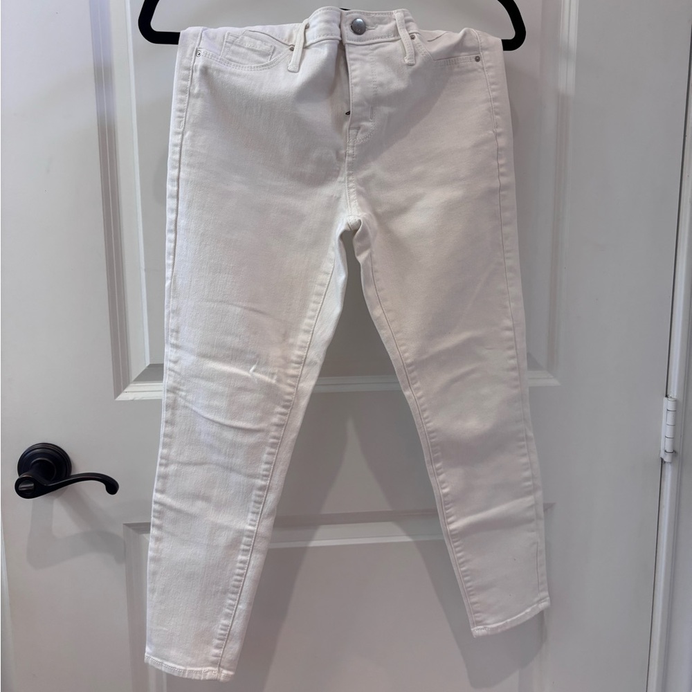 Mossimo Supply Co. Women's white Skinny Jeans